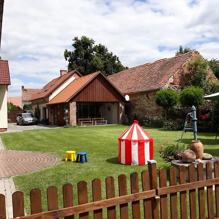 Pro 2 Osoby Se Samostatnym Vstupem Apartment Kutna Hora